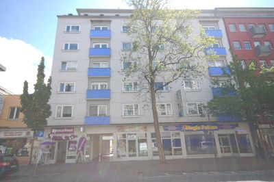 Mz.-City.,  helle 2,5 ZiKüDuDachbalkon, ca. 72 qm