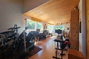 Idyllisches, sonniges Wohnparadies mit Traumgarten! Wärmepumpe, PV-Anlage +  Speicher, Sauna u.v.m. – Die vollständige Adresse der Immobilie erhältst du vom Anbieter., 82069 Schäftlarn – Vorschaubild 44