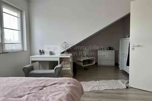 Traumhaftes Zweifamilienhaus sucht neuen Eigentümer! – Die vollständige Adresse der Immobilie erhältst du vom Anbieter., 53859 Niederkassel – Vorschaubild 25