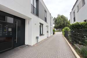 Modernes Wohnen auf höchstem Niveau – großzügige 3-Zi.Whg. mit zwei Terrassen in Hamburg Rahlstedt. – Die vollständige Adresse der Immobilie erhältst du vom Anbieter., 22145 Rahlstedt, Hamburg – Vorschaubild 3
