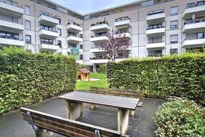 Tolle 2 Zimmer - Wohnung mit Balkon, Parkett, hochwertiges Badezimmer und Gäste - WC – Bremer Straße 22, 44135 Kaiserbrunnen, Dortmund – Vorschaubild 1