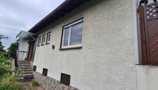 Bild von Einfamilienhaus mit großem Grundstück im Herzen von Eschollbrücken