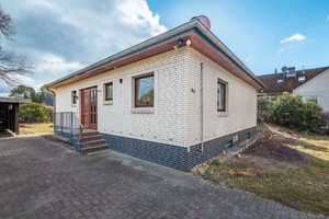Gemütlicher Bungalow mit Vollkeller in idyllischer Waldrandlage von Winsen – Celle (Kreis) – Vorschaubild 1