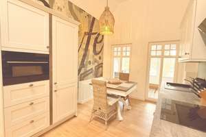 Villa Lorelei: Vollmöblierte 65m² DG-Wohnung mit großzügiger Loggia in Sellin (Rügen) – August-Bebel-Straße 20, 18586 Sellin – Vorschaubild 4