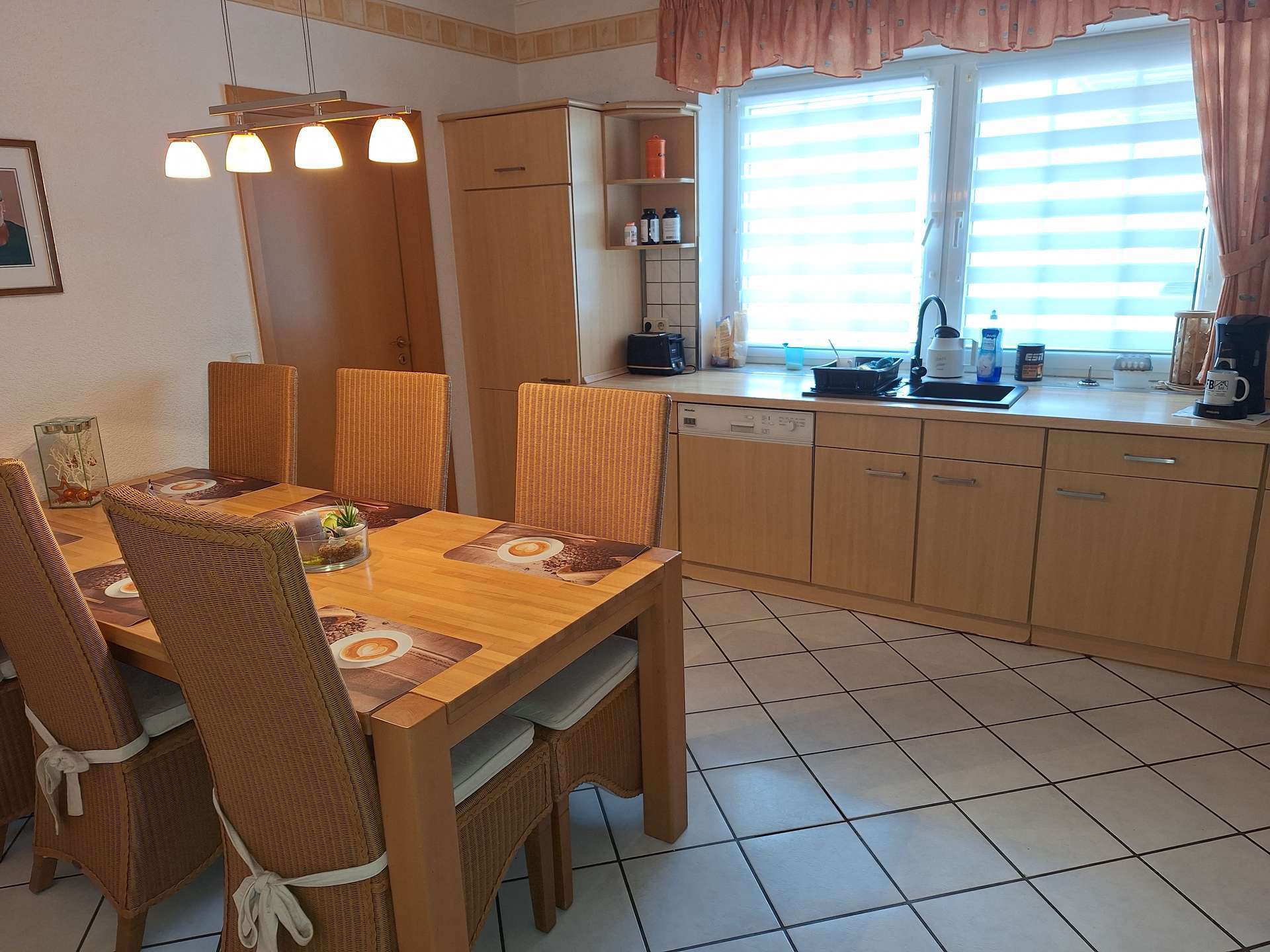 Immobilie in Drentwede - Gartenglück trifft Wohnkomfort und viel Platz: Bungalow mit ausgebauten Dachgeschoss in Drentwede - Bild 8