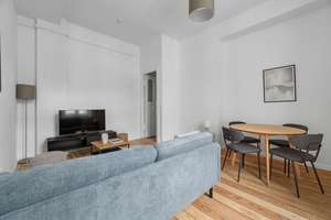 Wunderschöne 2 Zimmer Wohnung in toller Lage- voll möbliert – Kirchstraße 25, 10557 Moabit, Berlin – Vorschaubild 2