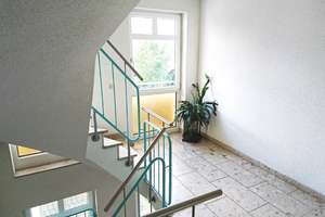 Klein und fein: gepflegte 2-Raumwohnung mit Balkon und TG-Stellplatz – Kunzestraße 5, 4249 Großzschocher, Leipzig – Vorschaubild 2