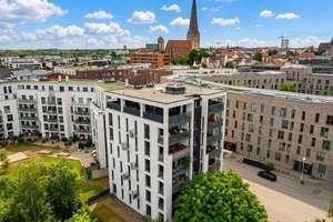 Außergewöhnliches Penthouse an der Warnow | Tiefgarage |  www.LUTTER.net – Gaffelschonerweg 5, 18055 Stadtmitte, Rostock – Vorschaubild 4