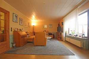 * Doppelhaushälfte * EBK * Duschbad * Gäste-WC * Terrasse * Carport * Garten mit Pool * u.v.m.
 – Herzogtum Lauenburg (Kreis) – Vorschaubild 3