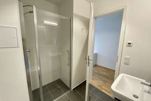 Neuwertiges Studenten Apartment an U6 Nähe Englischer Garten  – Freisinger Landstrasse 17, 80939 Obere Isarau, München – Vorschaubild 5