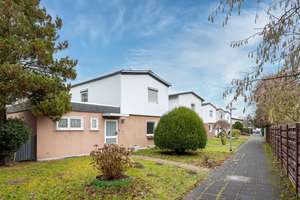 Reihenendhaus in Heimersdorf auf Erbpacht!