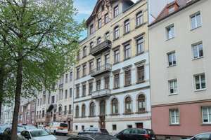 *Bezugsfrei* Renovierte 2-R.-Whg. mit Balkon, Tageslichtbad in C-Kaßberg – Die vollständige Adresse der Immobilie erhältst du vom Anbieter., 9112 Kaßberg, Chemnitz – Vorschaubild 1