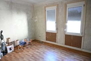 Gepflegtes Mehrfamilienhaus mit sechs Wohneinheiten in Bad Cannstatt – Die vollständige Adresse der Immobilie erhältst du vom Anbieter., 70376 Neckarvorstadt, Stuttgart – Vorschaubild 4