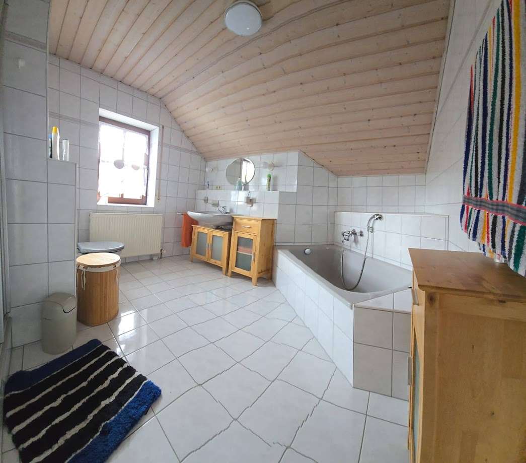 Immobilie in Pretzfeld - Sehr schönes Einfamilienhaus , kurzfristig beziehbar. - Bild 11