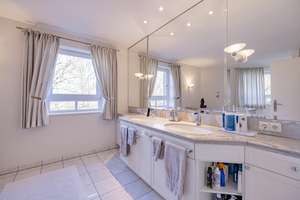 Elegante Residenz auf dem Johannisberg – Die vollständige Adresse der Immobilie erhältst du vom Anbieter., 33615 Mitte, Bielefeld – Vorschaubild 6
