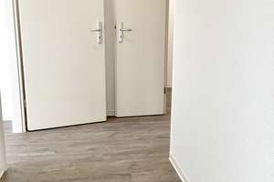 Zentrale 2-Zimmer-Wohnung mit Balkon, offener Küche und Badewanne! – Grunaer Str. 18, 1069 Pirnaische Vorstadt, Dresden – Vorschaubild 6