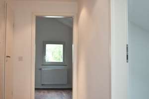 Dachatelierwohnung mit Blick ins Grüne – Die vollständige Adresse der Immobilie erhältst du vom Anbieter., 50858 Junkersdorf, Köln – Vorschaubild 4