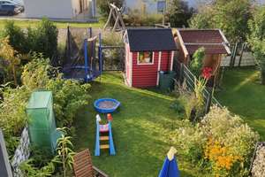 Neuwertiges, energieeffizientes und familienfreundliches Reihenhaus mit 5 hellen Zimmern+EBK+Garage
