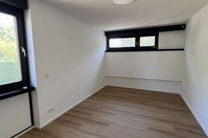 Exklusiver Bungalow mit 170 m² Wohnfläche, neu saniert und hochwertiger Ausstattung  – Die vollständige Adresse der Immobilie erhältst du vom Anbieter., 76199 Rüppurr, Karlsruhe – Vorschaubild 13