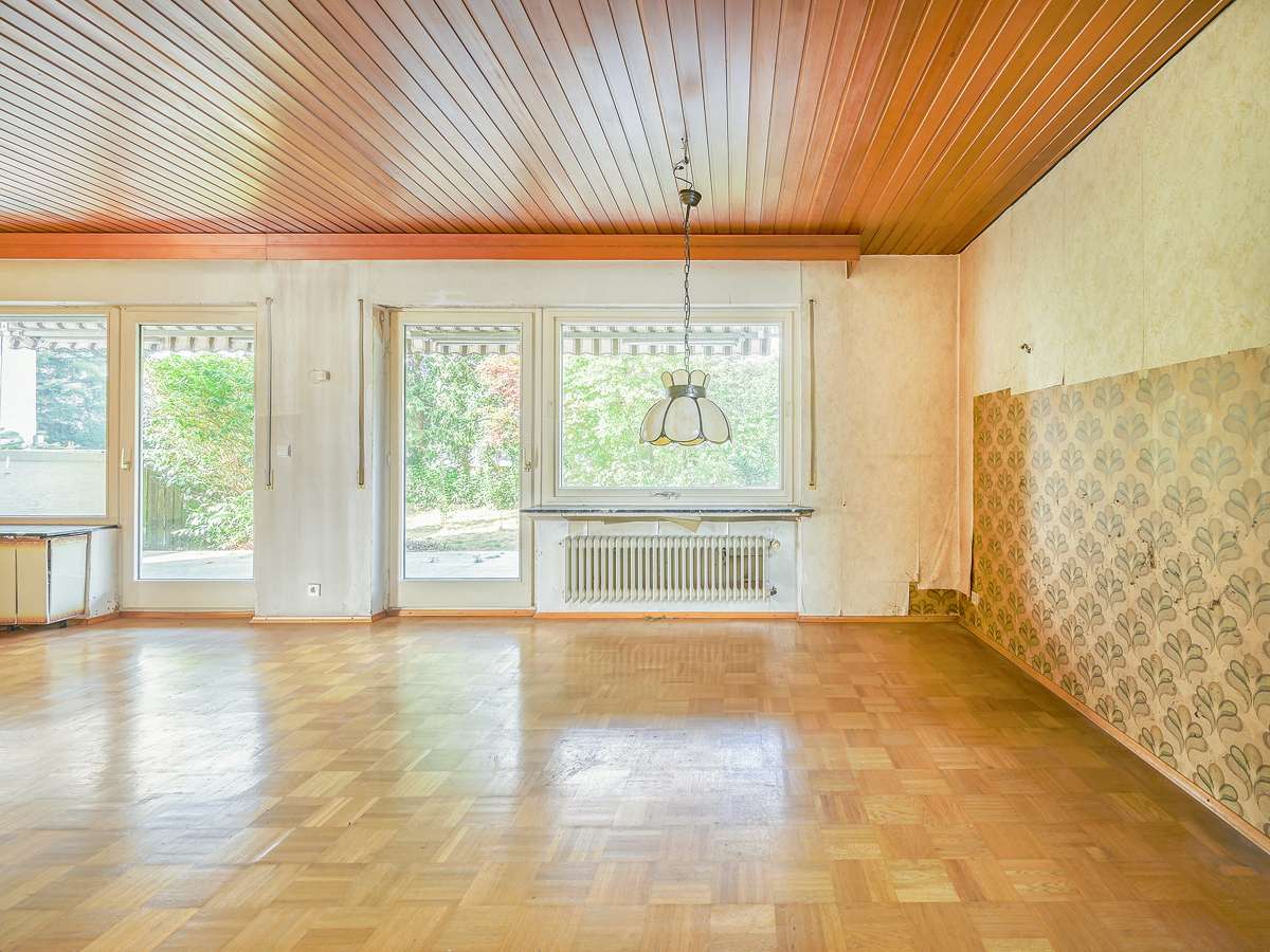 Mehrgenerationen leicht gemacht: Zweifamilienhaus mit zwei Garagen in beliebter Wohnlage, Karlsruhe Kreis – Bild 4