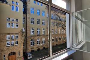 Absolut ruhige Innenstadtlage - exklusive 4-Zimmer-Wohnung - kernsaniert!