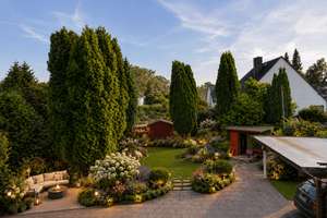 Platz für alle: Großzügiges Zweifamilienhaus mit herrlichem Garten, Carport und Bauerwartungsland..! – Die vollständige Adresse der Immobilie erhältst du vom Anbieter., 22457 Schnelsen, Hamburg – Vorschaubild 18
