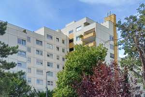 Barrierefreie 2 Zimmer Wohnung mit Balkon und TG-Platz in Stuttgart- Giebel – 70499 Giebel, Stuttgart – Vorschaubild 1