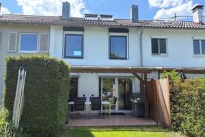 Raumwunder - stilvolles Reihenmittelhaus mit 3 Terrassen  – Die vollständige Adresse der Immobilie erhältst du vom Anbieter., 70567 Möhringen-Ost, Stuttgart – Vorschaubild 3