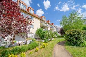 Großzügige 2-RW* EBK* Süd-Balkon* Bad mit Wanne* TG-SP* Abstellraum* Kellerabteil* zentrale Wohnlage – Semmelweisstraße 7, 1159 Friedrichstadt, Dresden – Vorschaubild 4