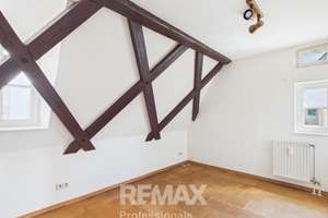 EINE RARITÄT - PROVISIONSFREI
Schnuckelige 2-Zimmer-DG-Wohnung mit sonnigem Balkon in Stuttgart-Hof – Die vollständige Adresse der Immobilie erhältst du vom Anbieter., 70378 Hofen, Stuttgart – Vorschaubild 6