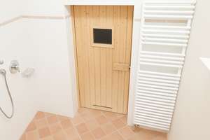 Kamin, Sauna, Garten. Alles vorhanden: 3 Zimmer Maisonette Wohnung in Wittlaer – Roßpfad 28, 40489 Wittlaer, Düsseldorf – Vorschaubild 9