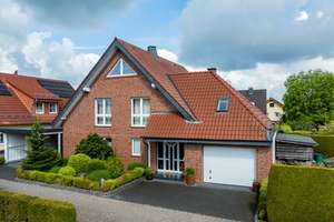 Exklusive Lage in Wewer - Einfamilienwohnhaus mit Garage und Carport!