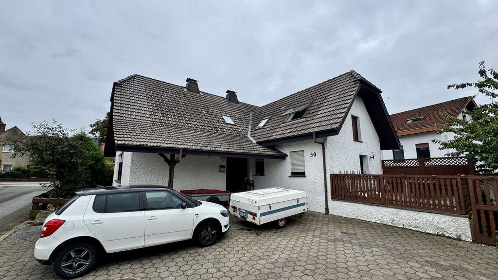 Immobilie in Lübbecke - Einfamilienhaus mit 809m2 Grundstück in Lübbecke-Gehlenbeck - Bild 1