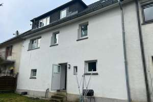 Ansprechendes Reihenmittelhaus in Finnentrop-Lenhausen! Provisionsfrei!