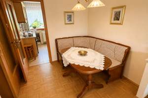 Großzügiges Reihenmittelhaus mit vielseitigem Raumprogramm und West - Garten – Die vollständige Adresse der Immobilie erhältst du vom Anbieter., 40882 Homberg, Ratingen – Vorschaubild 4