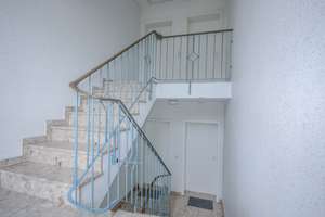 Bremen-Woltmershausen / 2-Zimmer-Wohnung mit imposanter Dachterrasse – Die vollständige Adresse der Immobilie erhältst du vom Anbieter., 28197 Woltmershausen (Ortsteil), Bremen – Vorschaubild 2