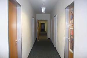 NUR FÜR STUDENTEN: Zentrumsnahes Studentenzimmer in einem Studentenwohnheim in Reutlingen – Wörthstrasse 55, 72764 Reutlingen-Mitte, Reutlingen – Vorschaubild 7