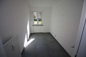 SEHR SCHÖNE SONNIGE 3 ZIMMER WOHNUNG MIT GARTEN – Stefan-George-Ring 43, 81929 Englschalking, München – Vorschaubild 17