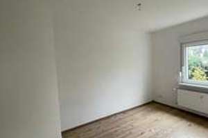 Boutique-Boutique-Mehrfamilienhaus mit renovierter und separater 4-Zimmer-Gartenwohnung. – Dulmener Str. 1, 46117 Osterfeld-West, Oberhausen – Vorschaubild 10