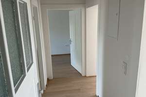 Schöne 3-Zimmer-Wohnung mit Tageslichtbad und Balkon in Hanau zu vermieten – Am Krawallgraben 6, 63450 Südost, Hanau – Vorschaubild 6