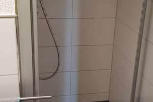 Stilvolle, vollständig renovierte 5-Zimmer-Penthouse-Wohnung mit Balkon und EBK in Heidelberg – Mombertplatz 64, 69126 Emmertsgrund, Heidelberg – Vorschaubild 21