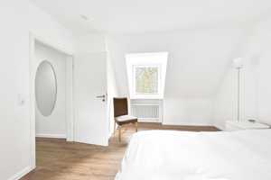 PLATZ FÜR DIE GANZE FAMILIE - EINFAMILIENHAUS IN RISSEN – Hamburg – Vorschaubild 16