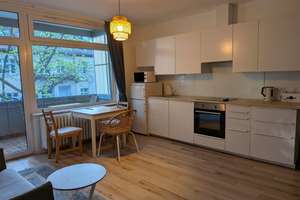 2,5-Zimmer Wohnung mit Balkon in ruhiger Lage – Cecilienstraße 7, 12247 Lankwitz, Berlin – Vorschaubild 2