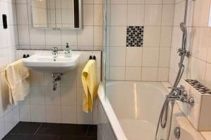 Klein, fein und bezugsfertig - charmantes Reihenhaus mit Garten – Die vollständige Adresse der Immobilie erhältst du vom Anbieter., 31228 Peine – Vorschaubild 4