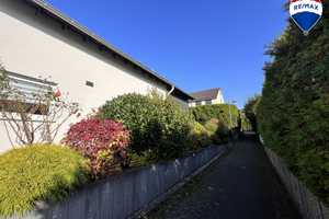 Schönes Einfamilienhaus mit kleinem Garten und Carport! – Rheinisch-Bergischer Kreis – Vorschaubild 4