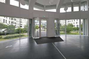 JETZT ZUGREIFEN: Moderne 2-Zimmer-Wohnung mit Balkon & Tiefgarage im Kölner Süden – 50968 Bayenthal, Köln – Vorschaubild 4