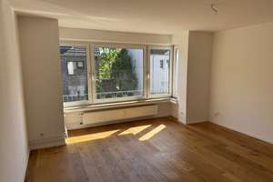 moderne 3-Zimmer-Wohnung in ruihger Lage in Düsseldorf-Unterrath