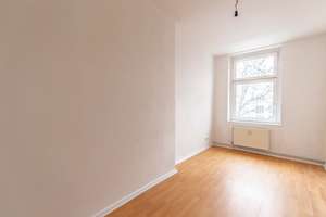 Charmante 2-Zimmer-Altbauwohnung mit großem Potenzial – 3. OG, lichtdurchflutet & zentral – Grünberger Strasse 19, 10243 Friedrichshain, Berlin – Vorschaubild 6
