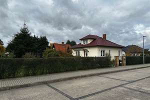   Solides kleines Einfamilienhaus in Schönefeld OT Altglienicke zu Verkaufen. – Prieborner Straße 2, 12526 Bohnsdorf, Berlin – Vorschaubild 5