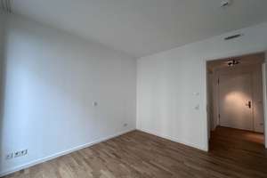 Lage, Grundriss, Preis - bezugsfreie 2-Zimmer-Wohnung – Chausseestraße 122, 10115 Mitte (Ortsteil), Berlin – Vorschaubild 7